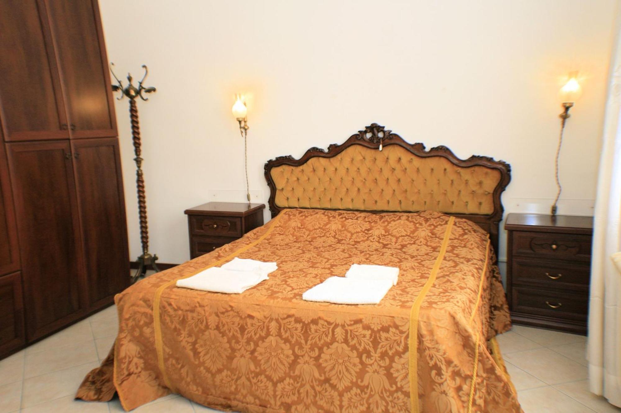 Queen House Venezia الغرفة الصورة